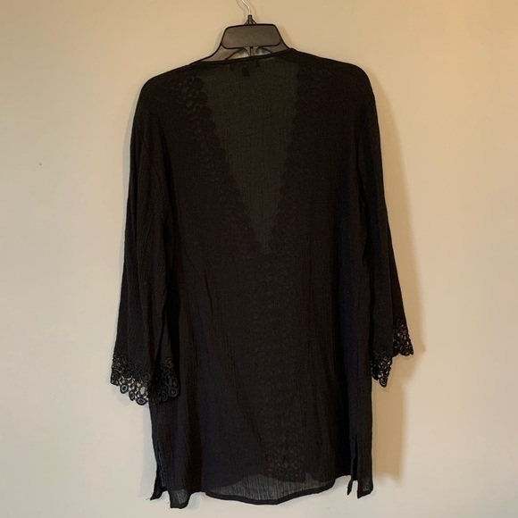 Ellen Weaver Tunic with lace size large - Picture 2 of 13